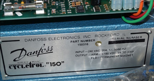 8lXOsM732b.jpg