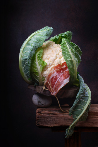 food photographer 0mAzACGaA9U unsplash.jpg
