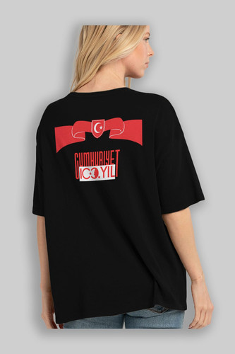 siyah arka 2 kadin.jpg