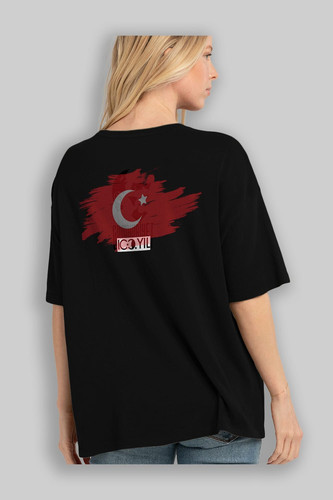 siyah arka 2 kadin.jpg