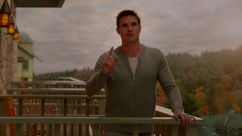 Upload.S01E01.2020.Amazon.WEB DL.4k.HEVC.HDR.DDP HDCTV.mkv 20231026 211455.697.png