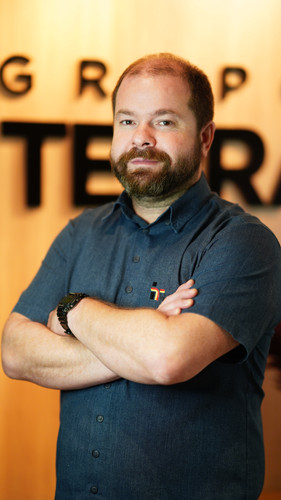 RODRIGO MEDEIROS (2) (1).jpg