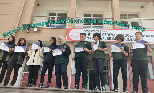 0 Manset Maket Ucak Kursuna Katilanlara Sertifika.jpg