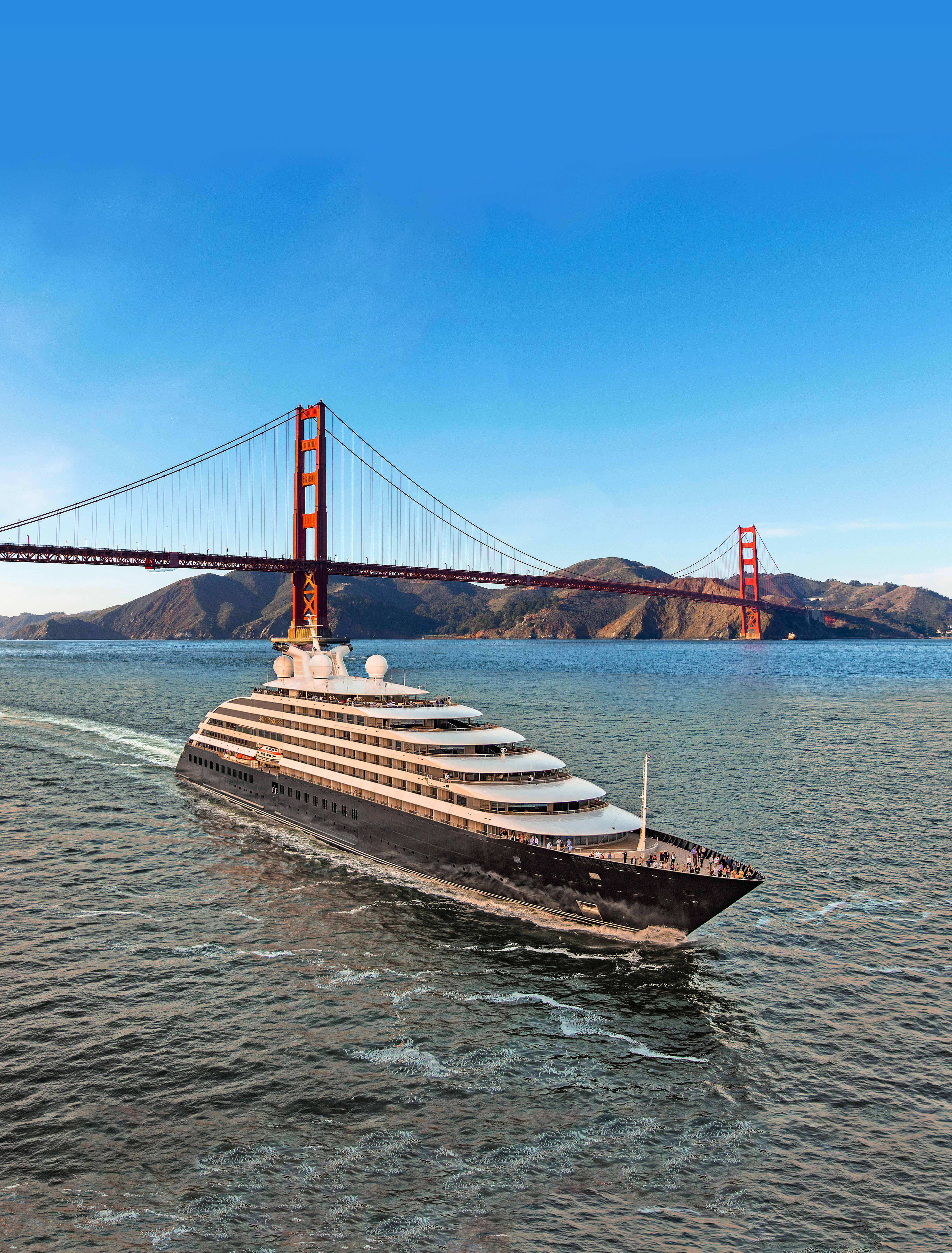 Scenic Eclipse Golden Gate Bridge, San Francisco