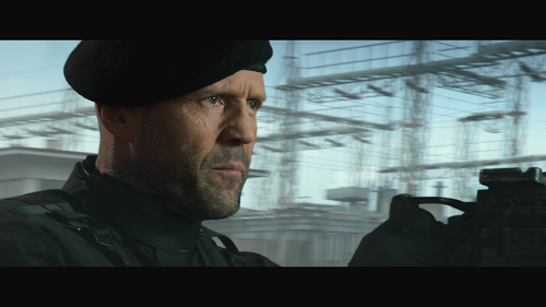 Expend4bles.2023.1080p.Blu ray.Remux.HEVC.DD5.1.mkv 002015.214.png