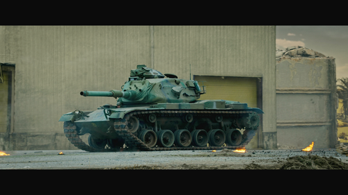 Expend4bles.2023.1080p.Blu ray.Remux.HEVC.DD5.1.mkv 000201.121.png