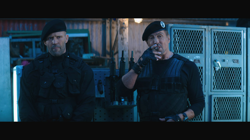 Expend4bles.2023.1080p.Blu ray.Remux.HEVC.DD5.1.mkv 001414.854.png