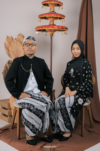 16 rp frame putih.jpg