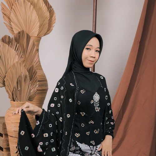 45 frame putih (4).jpg