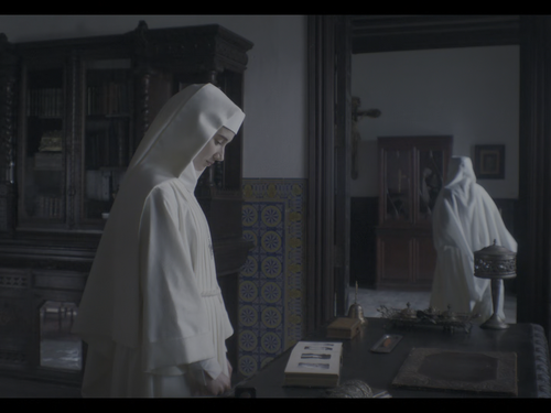 Sister.Death.2023.1080p.NF.WEB DL.DUAL.DDP5.1.Atmos.DV.HDR.H.265 QuaSO.mkv snapshot 00.18.15 [2023.1.png