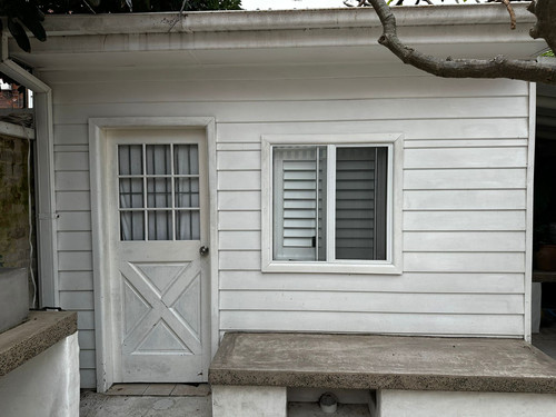 beach house outdoor storage.jpg