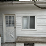 beach house outdoor storage