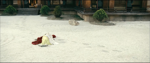 Sacrifice.2010.2160p.WEB DL.AAC.H265.HDR MISS.mkv(1).png