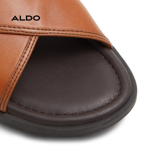 olino brown 220 001 043 alt4 sq wt 600x600.jpg