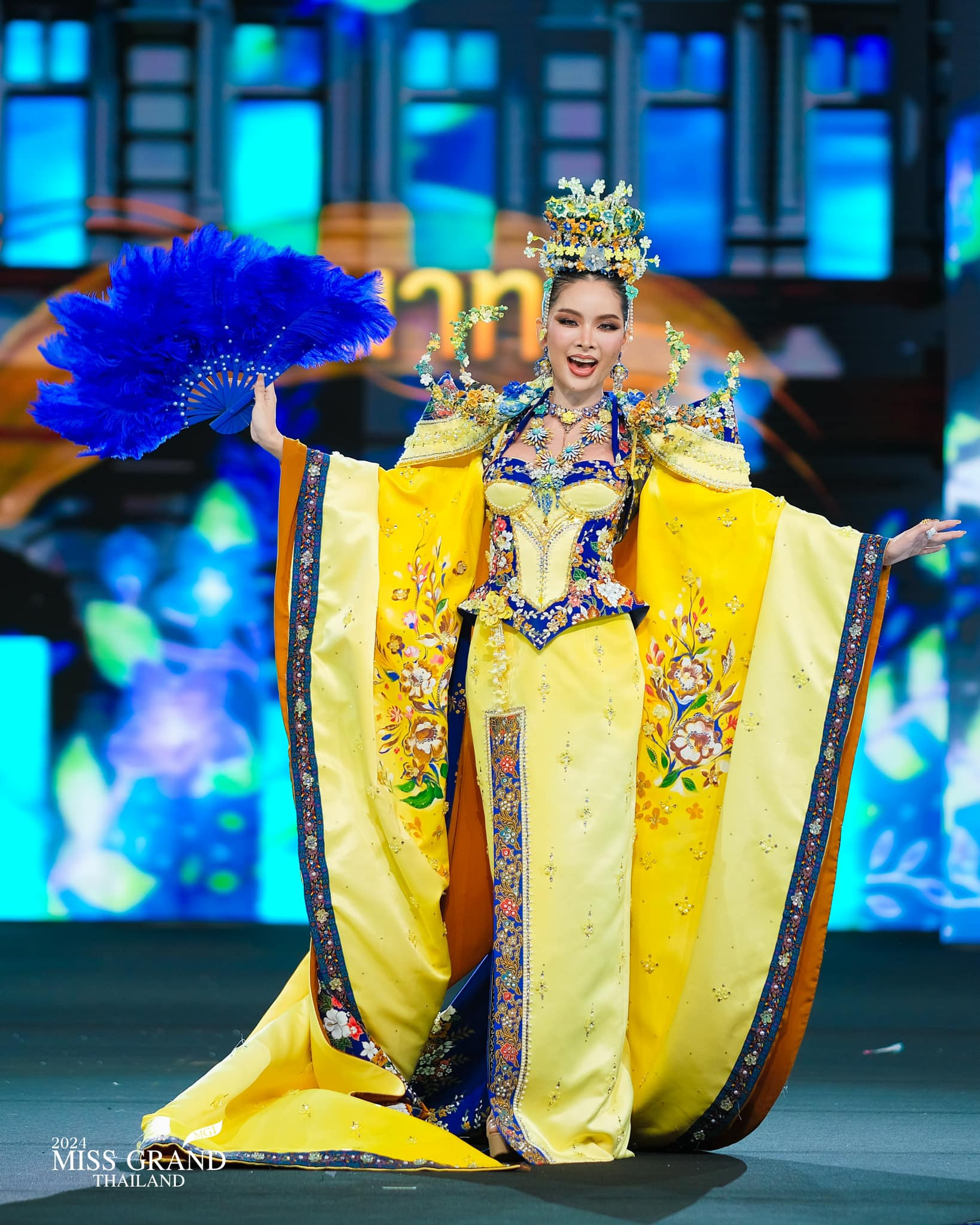 Miss - trajes tipicos de candidatas a miss grand thailand 2024. - Página 5 JNBgnbS