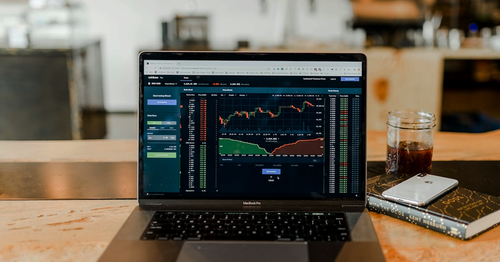 Risk and Reward: Strategies for Successful Online Forex Trading.png