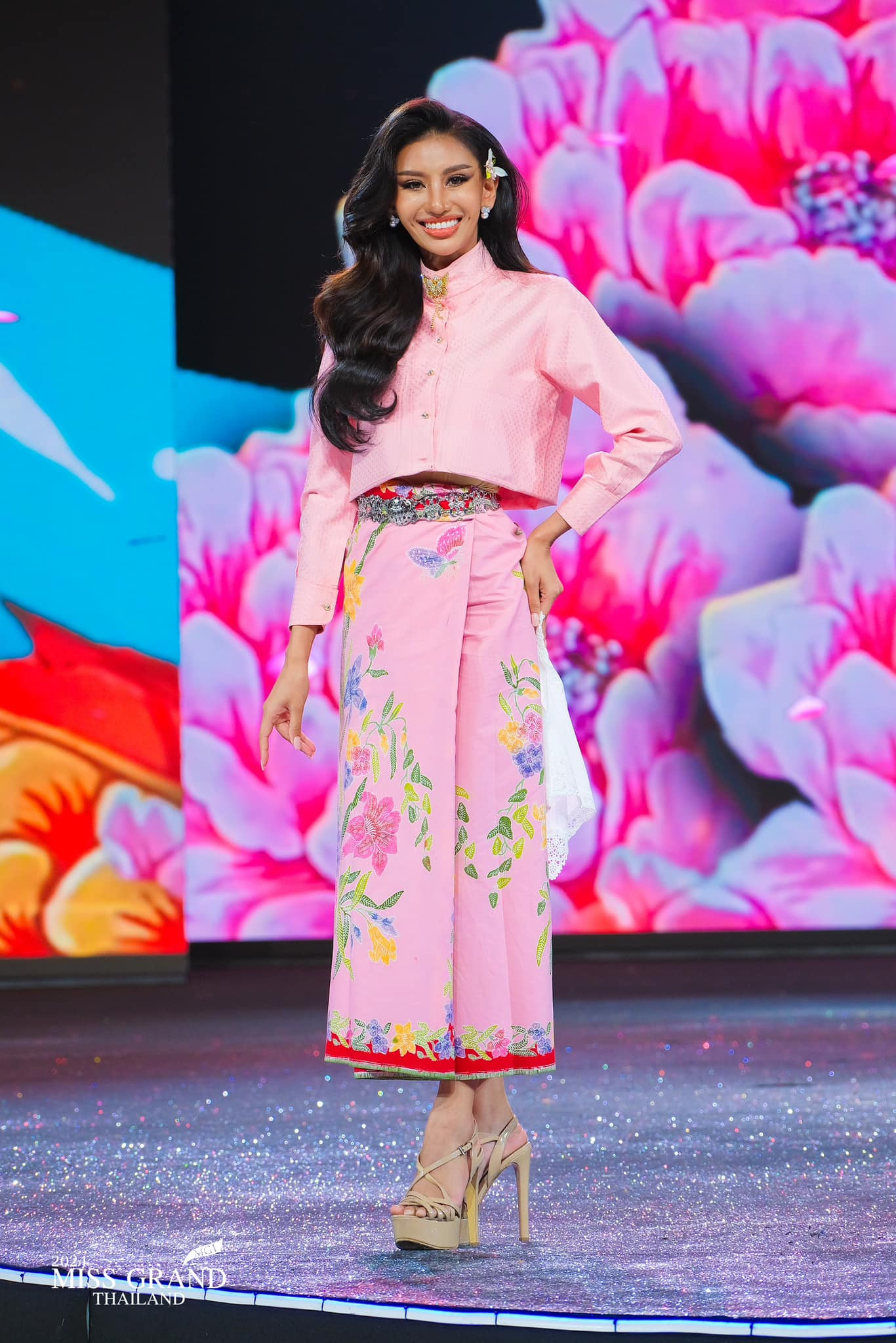 Miss - candidatas a miss grand thailand 2024. final: 6 abril. - Página 15 JNqaKNt