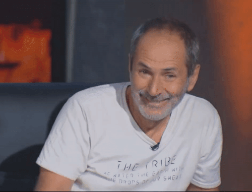 378eadce17.gif