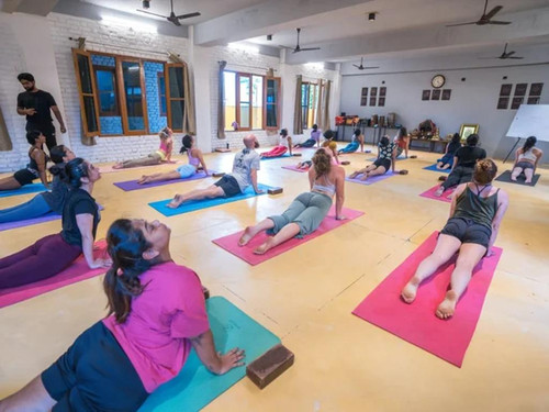 BOOK YOGA LIFE RETREATS yoga teacher training course.jpg