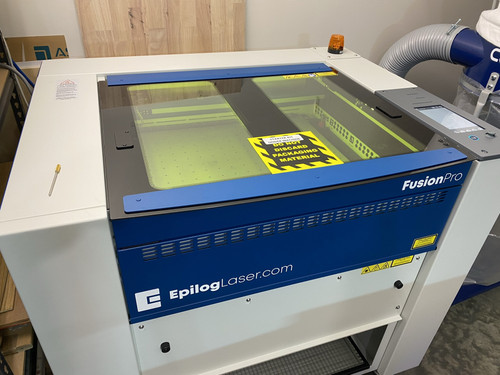 Glass engraver Cessnock.jpg