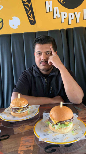 E47F6108 8D03 450C AA1A 831D81A87E93.jpg