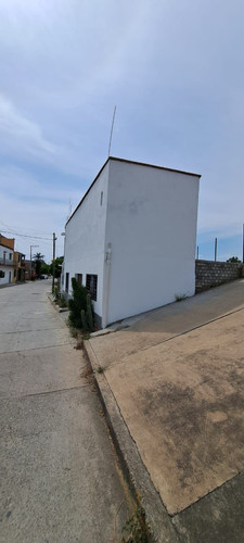 39800da1 95d5 485e 88c9 f9905bb8f1fa.jpg