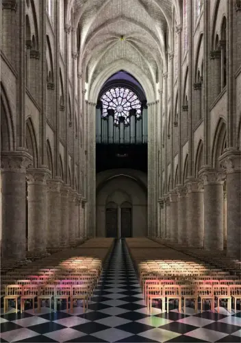 novos interiores e objetos liturgicos da catedral de notre dame de paris 1690898622666 v2 750x1.jpg