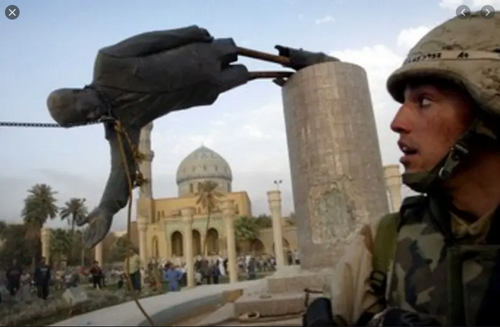 Saddam statue pic 2