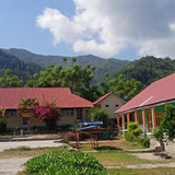 14. SD N 1 Luhu RW 006