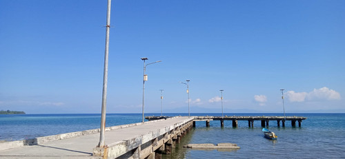 9. Pelabuhan Luhu RW 005.jpg