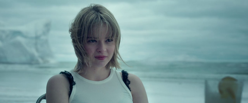 Silver and the Book of Dreams (2023) Hindi + English WEBRip 720p x264 AVC AAC 6ch ESub.mkv.0004.png