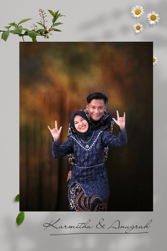 Putih Bergaya Minimalis Photo Collage Galeri Musim Panas Ceria 20231209 051720 0000.png