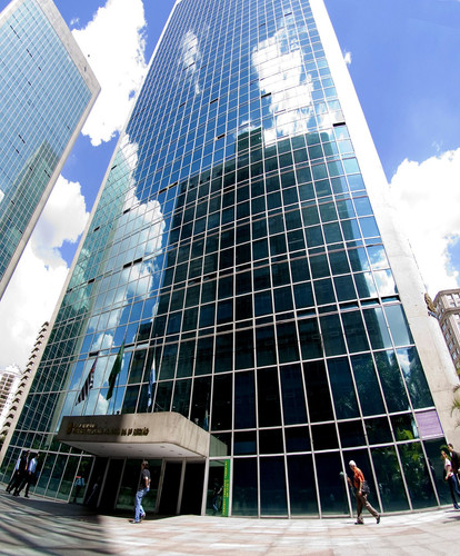 43403042435 b4f7fe9415 h.jpg