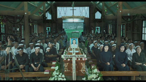 Inside.the.Yellow.Cocoon.Shell.2023.1080p.NF.WEB DL.DDP5.1.H.264 QuaSO.mkv snapshot 00.37.04 [2023.1.png