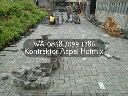 Perusahaan Kontraktor Pengaspalan Jalan Hotmix Blitar.jpg