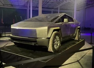 tesla 25000 car.webp