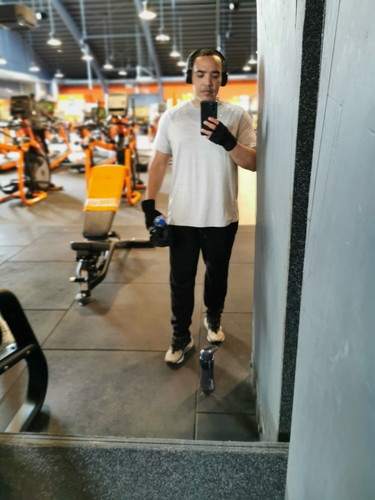 630f56e5 a4f7 42c5 bb78 2fd50793ba64.jpg