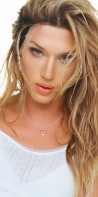 troye sivan 2023 10 17 14 59 36.png