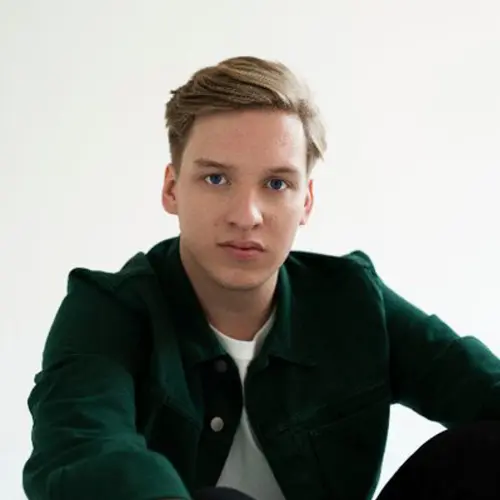 george ezra.webp