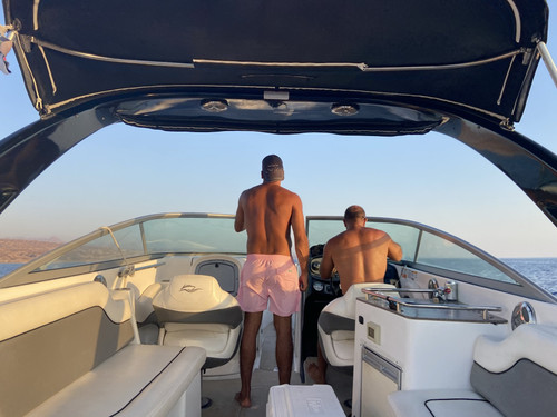 085C72F0 382C 4545 9AFC AD552A4AC842.jpg