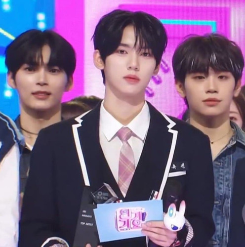 Screenshot 20240428 163016 com.naver.labs.translator edit 1017161982461458.jpg