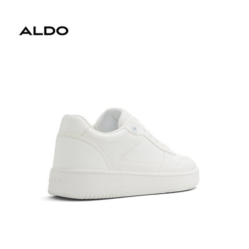 retroact white 100 002 043 alt1 sq wt 600x600.jpg