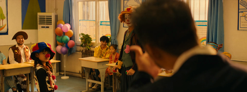 Thug.in.a.Suit.2024.2160p.WEB DL.AAC.H265 MISS.mkv 20240306 155339.524.png