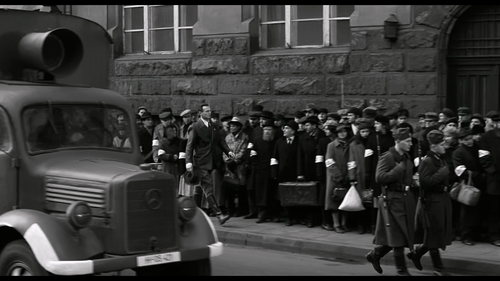 Top007.辛德勒的名单.Schindler's.List.1993.Bluray.1080p.x265.AAC(5.1).2Audios.GREENOTEA.mkv 20240306 171705.png