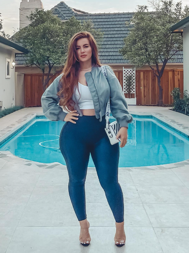 2024 03 11 02.19.19 www.instagram.com 1e6b9e506187.png