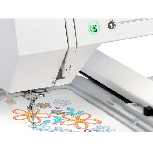 Janome Memory Craft 550E 5.jpg