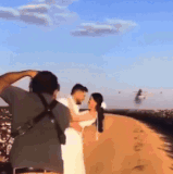 ezgif 2 5be6ff7244.gif