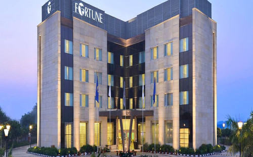 Explore the best Corporate Team Outing Venues near Delhi.jpg