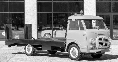 vehicle ad standard image 32d26a25c03af5af37107dd628885767.jpg