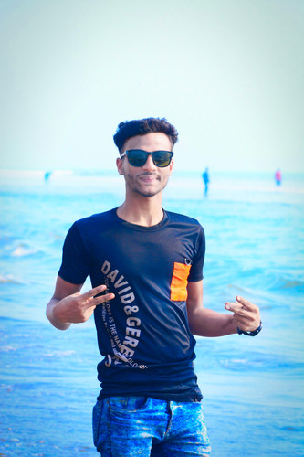 upay profile polarr.jpg